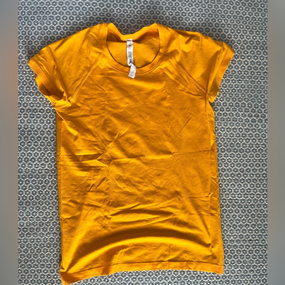 Lululemon Swiftly Tech Shirt
